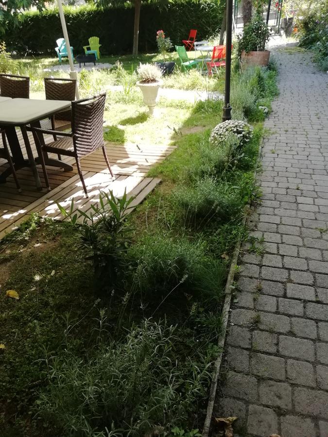 La Mirabelle-Casteil Country House Guest House Exterior photo